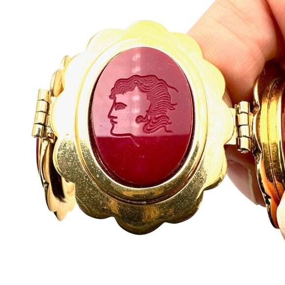 Vintage Red Intaglio Glass Cameo Gold Plated Bracelet 8 Inch Heavy Nice Quality - Picture 2 of 6